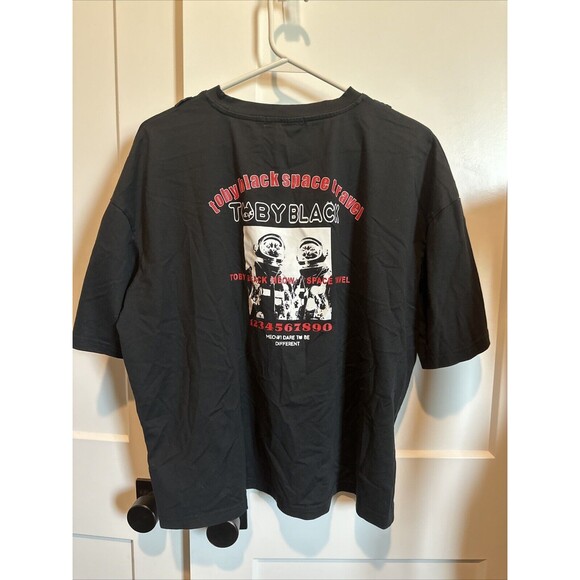 A02 Toby Black Meow Space Short Sleeve Pullover Small W/staps NWOT - Picture 2 of 10